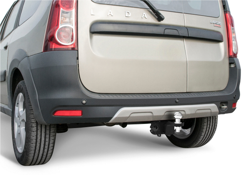 Фаркоп под квадрат Berg для Lada Largus (Лада Ларгус) универсал, фургон 2012-2021 2021-н.в./Largus Cross (Кросс) универсал 2014-2021 2021-н.в., шар E, 1300/75 кг, F.6017.005