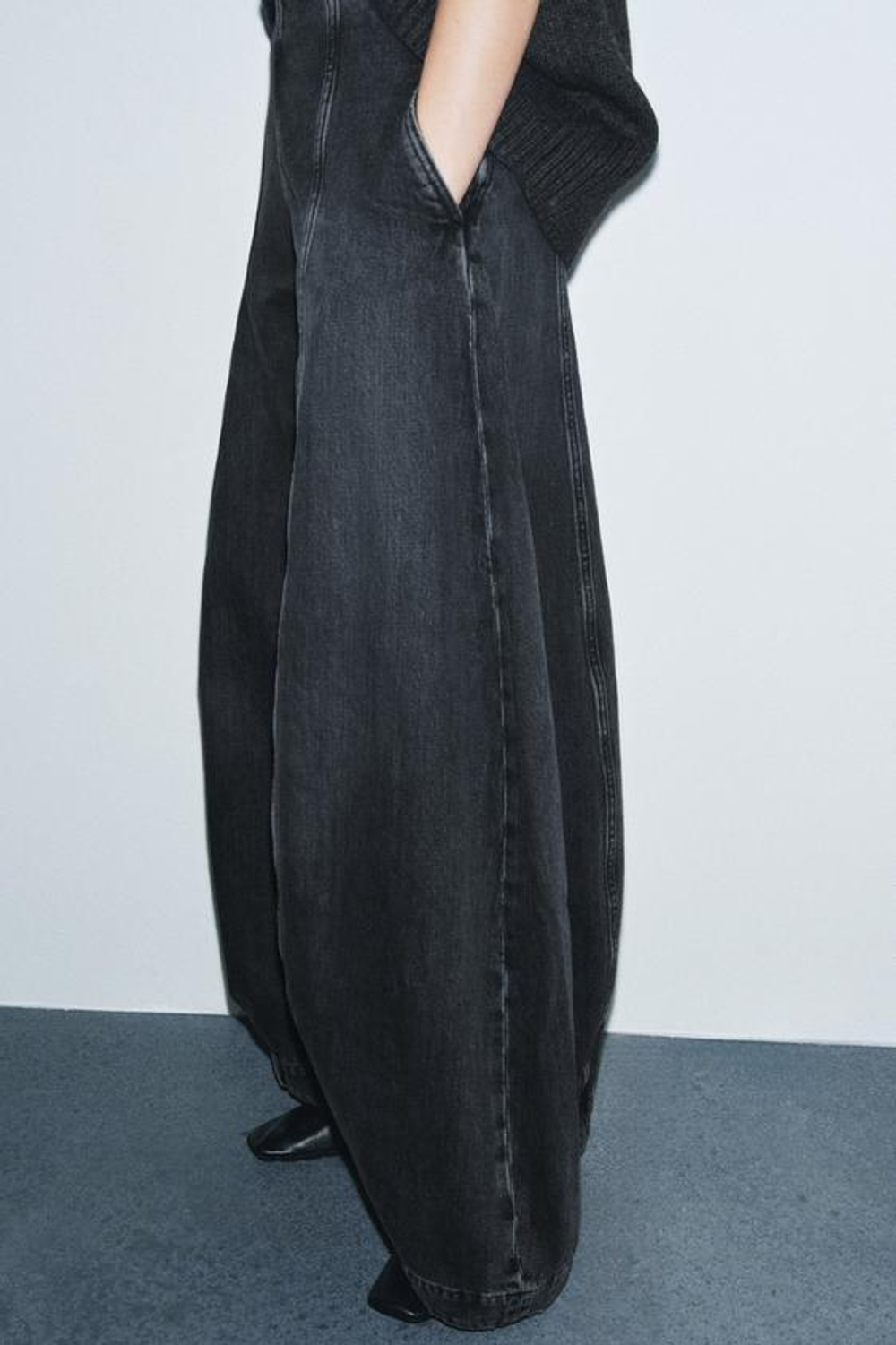 ZARA ДЖИНСЫ BALLOON С ВЫСОКОЙ ПОСАДКОЙ — ZW COLLECTION, СЕРЫЙ