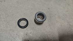 Запасная часть для насосов "LEO" моделей XST32-160/15, XSTm32-160/15, XST32-160/22, XSTm32-160/22, XST32-160/30, XSTm32-160/30 - комплект сальников №10001254