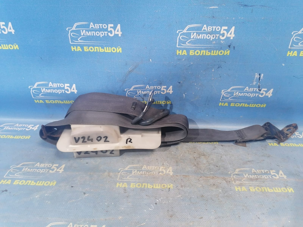 Ремень безопасности передний правый MITSUBISHI PAJERO 1994