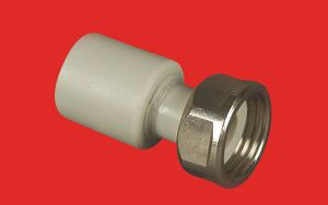 Муфта В с накидной гайкой «плоское уплотнение» FV Plast для холодного водоснабжения