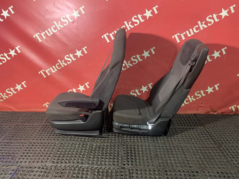 Комплект сидений