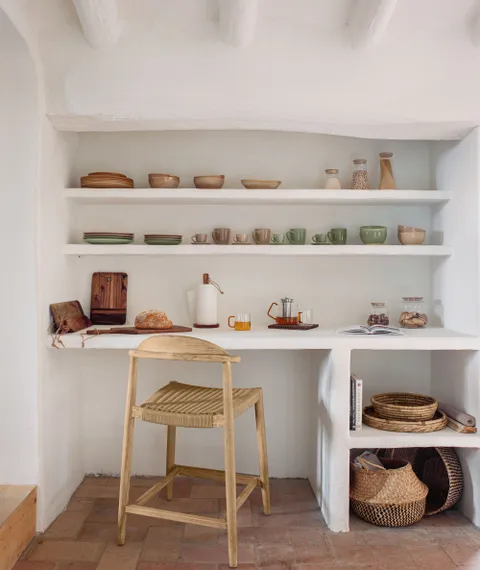 Полубарный стул Glynis, 62 см, массив эвкалипта