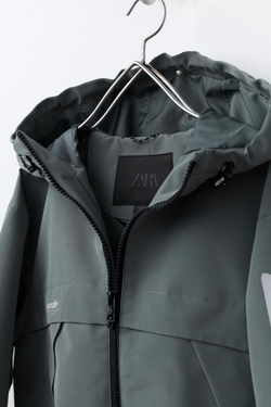 ZARA КУРТКА С НАДПИСЬЮ WATER REPELLENT, СТАЛЬНОЙ