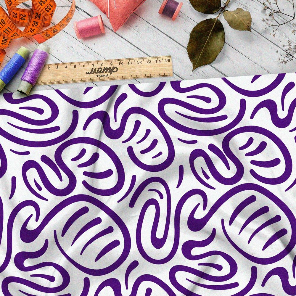 Ткань блэкаут плавные фиолетовые узоры на белом фоне
