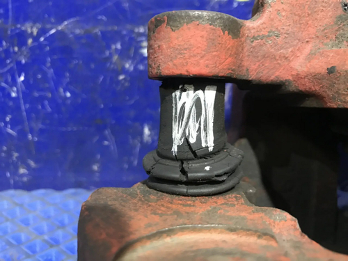 Суппорт тормозной передний левый MAZDA MAZDA6 2003