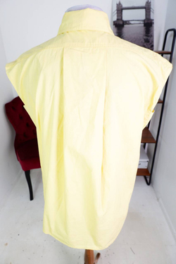 Блузка Zarina яркого цвета, визуально на 48/50 размер