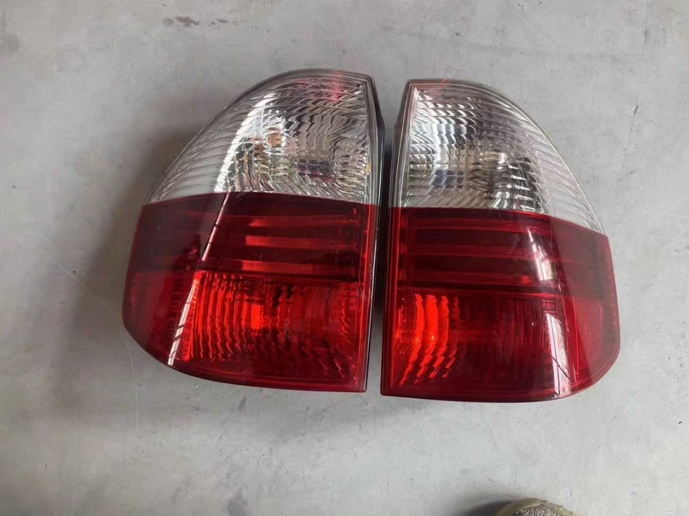 Задний LED фонарь для BMW X3 E83 (2008-2010) оригинал