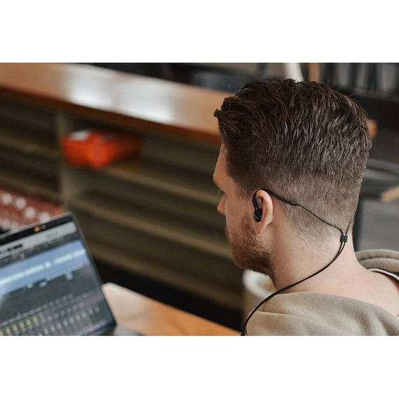 Beyerdynamic DT 72 IE Guitar Voice Black