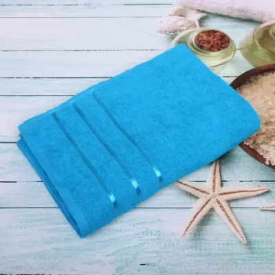 Полотенце махровое 100*150см «LUNA» цвет голубой 06000 плотность 360гр/м2 с петелькой-подвесом