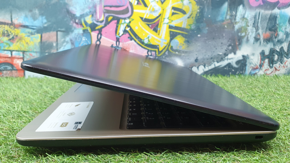 Ноутбук ASUS 4 ядра/FHD X540MA-DM009