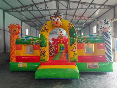 Коммерческий надувной батут «Веселый клоун», 9*6*4,5 м