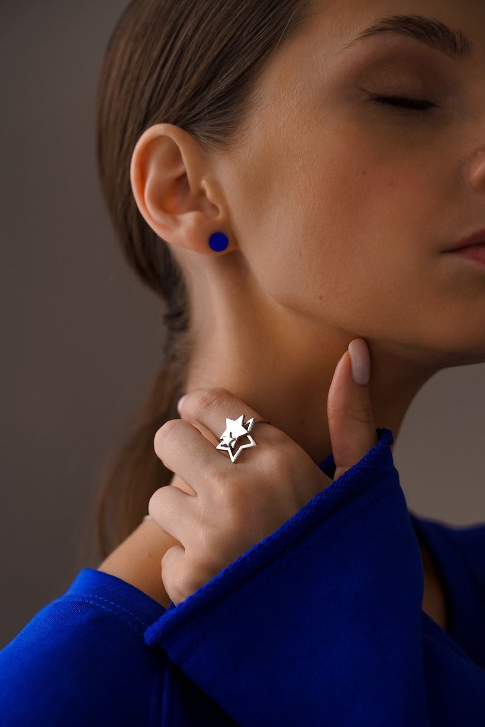 Серьги-пусеты круг Electric Blue