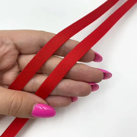 Резинка бретелечная красная 10 мм (цв. 100), 640/10