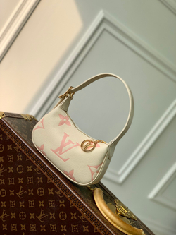 Louis Vuitton Bagatelle BB