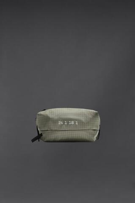 ZARA НЕСЕССЕР ИЗ ТКАНИ РИПСТОП, ЗЕЛЕНЫЙ