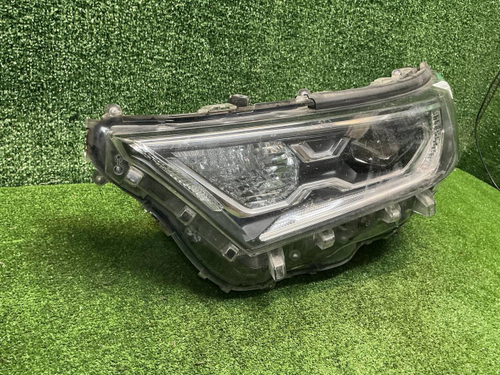 Фара левая Toyota RAV4 5 XA50 (2018-н.в.) LED