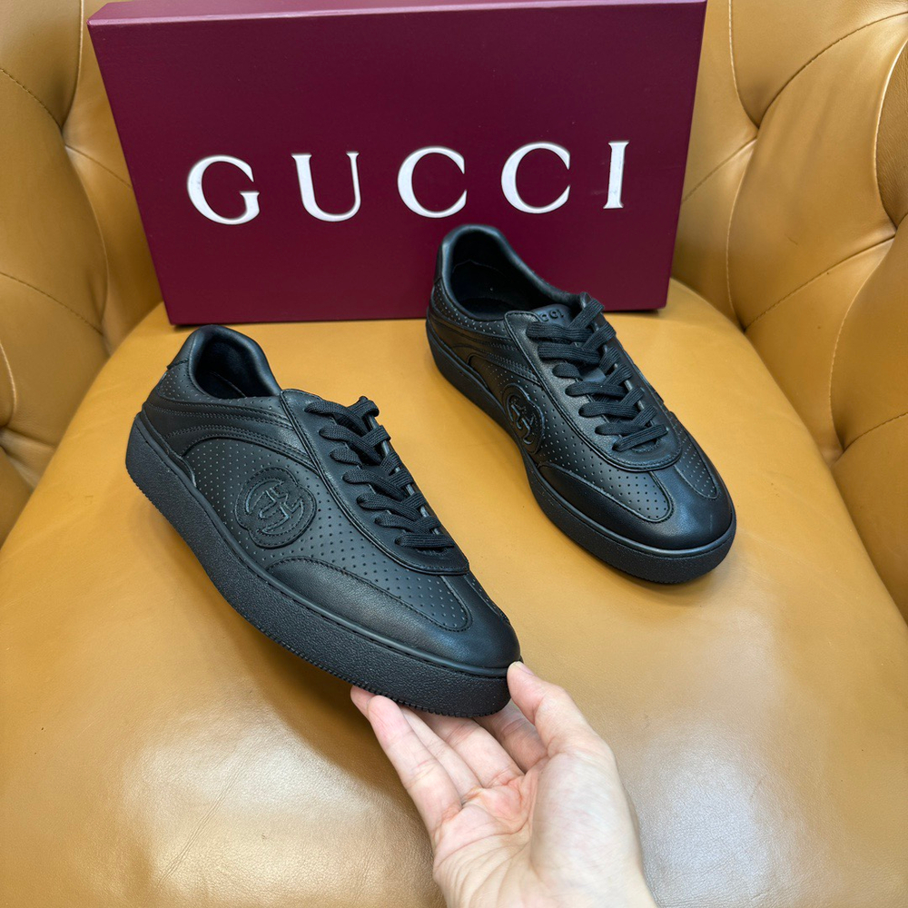 Кроссовки G75