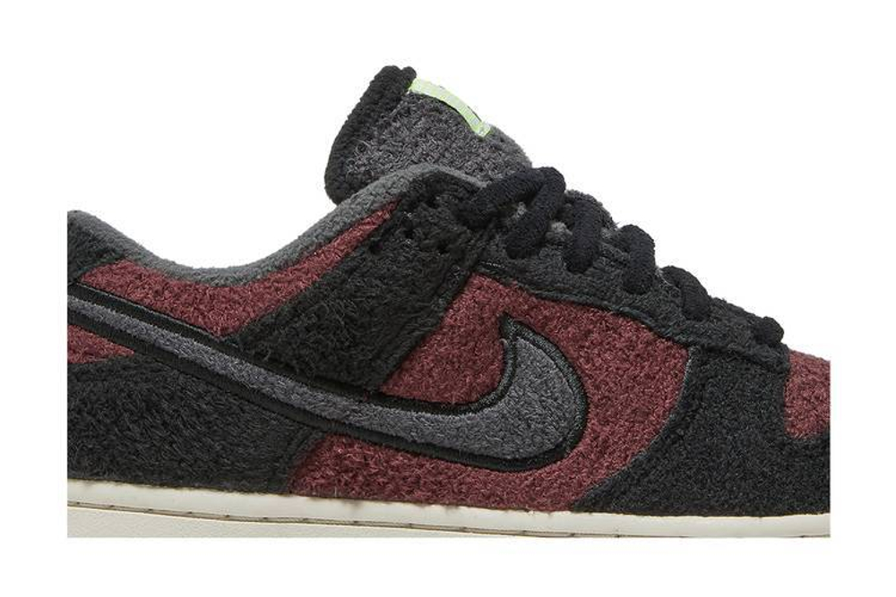 Кроссовки Nike Dunk Low Se Cc (Женская размерная сетка)