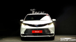 Toyota Sienna 4 Generation 2.5 Hybrid 2WD (07.2022)