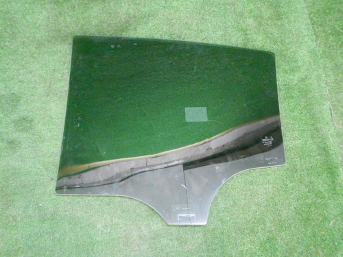 Стекло двери заднее правое Mercedes GLC C253 16-23