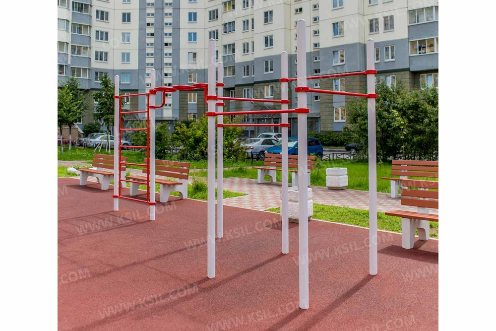 Турник разноуровневый тройной для спортивной площадки
