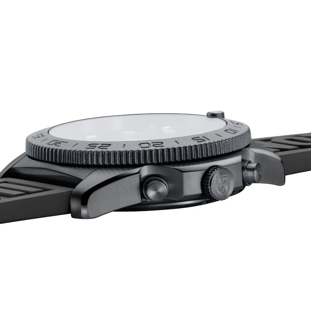 Luminox Pacific Diver XS.3141.BO.1