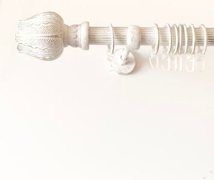 Карниз кованый рифленый для штор Ост Тюльпан d 25 однорядный, цвет белое золото