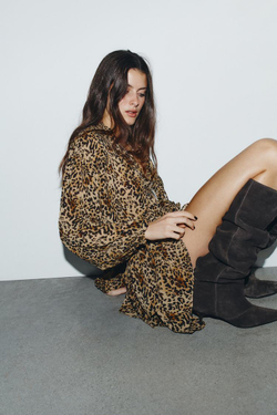 ZARA ПЛАТЬЕ С АНИМАЛИСТИЧЕСКИМ ПРИНТОМ И ВОЛАНАМИ, ЛЕОПАРДОВЫЙ/НЕЖНО-КОРИЧНЕВЫЙ