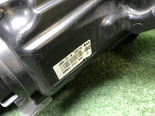 Фара левая Mitsubishi Outlander 3 (15-нв) галоген