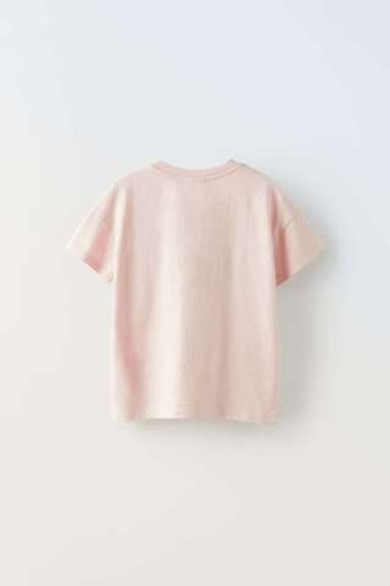ZARA ФУТБОЛКА С ВЫШИТОЙ НАДПИСЬЮ, РОЗОВЫЙ