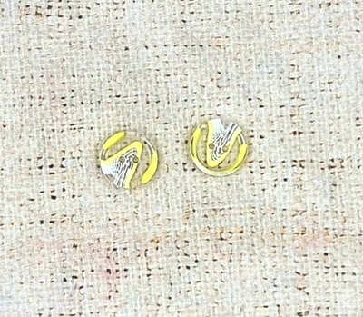 Пуговицы, d 1,8 см, 2 прокола, жёлтый