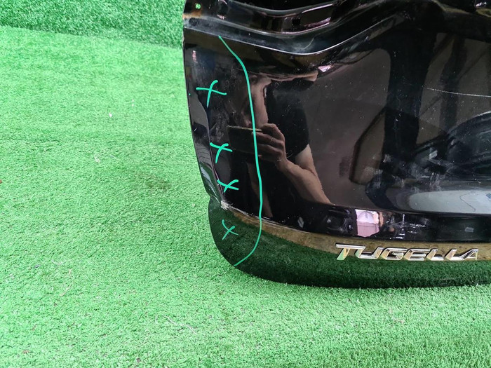 Крышка багажника Geely Tugella (2019-2024)