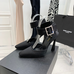 Saint Laurent Pumps