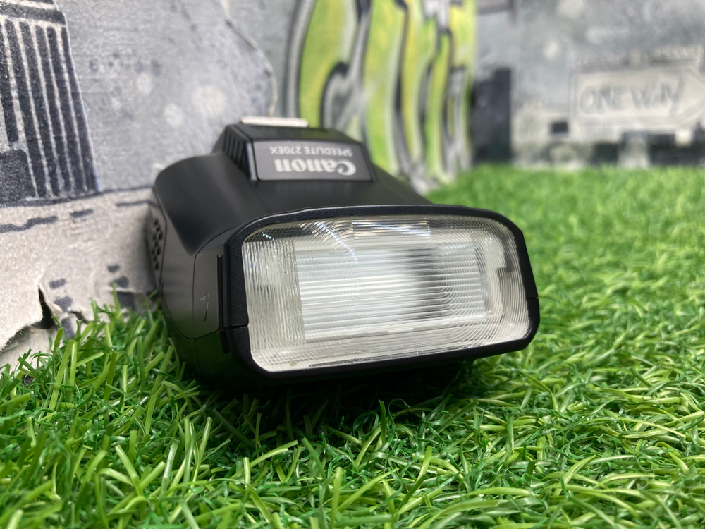 Canon Speedlite 270EX