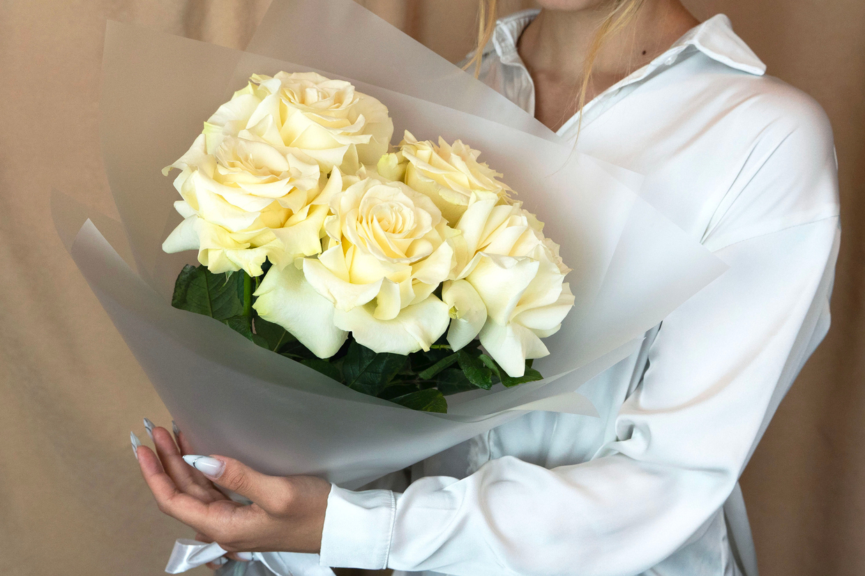 Цветы без повода: психология, традиции и правила идеального подарка для любимой