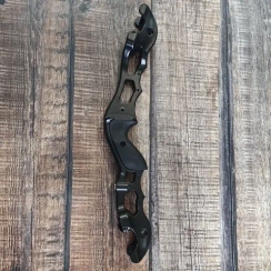 Рукоять для Спортивного лука F185 Пантера (черный)