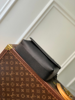 Louis Vuitton Fastline Messenger Bag