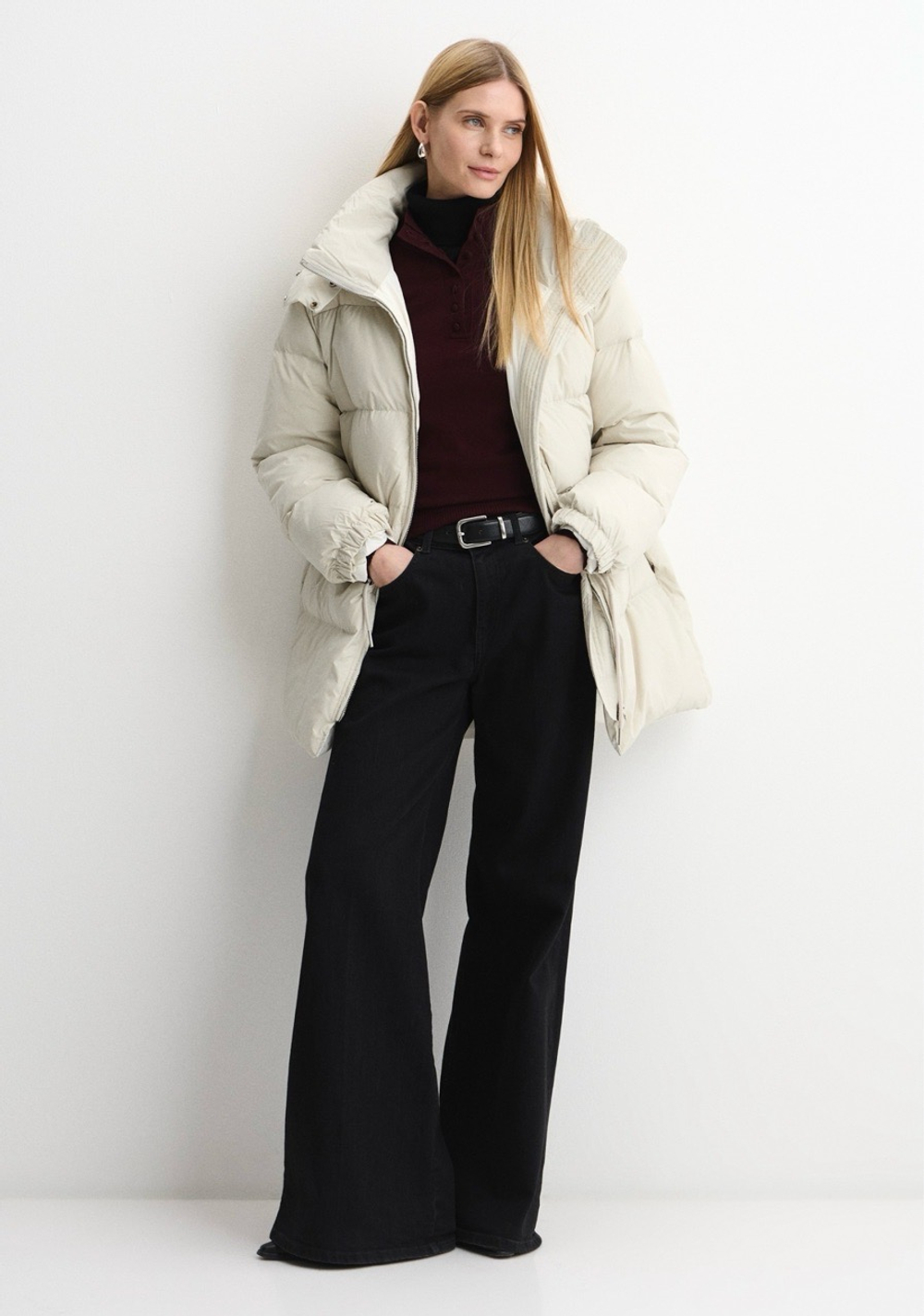 Пуховик Bob молочный