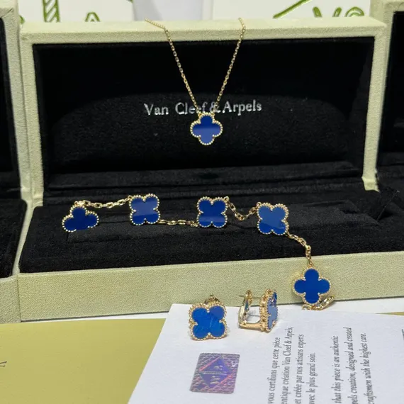 Подвеска Van Cleef &amp; Arpels Alhambra