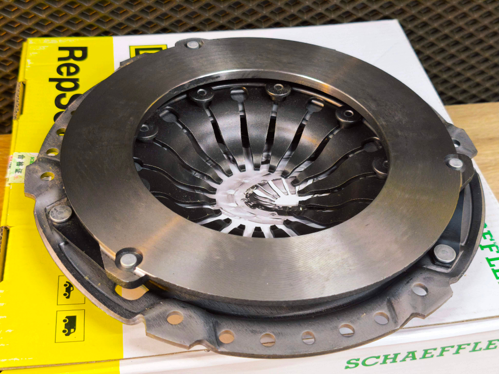 luk комплект сцепления LUK GEN3 1.4TSI MQ250