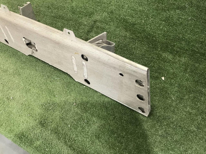 Поперечина КПП Mercedes GL GLS X166 (2012-2019)