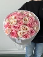 Букет из одноголовой пионовидной розы 25 шт