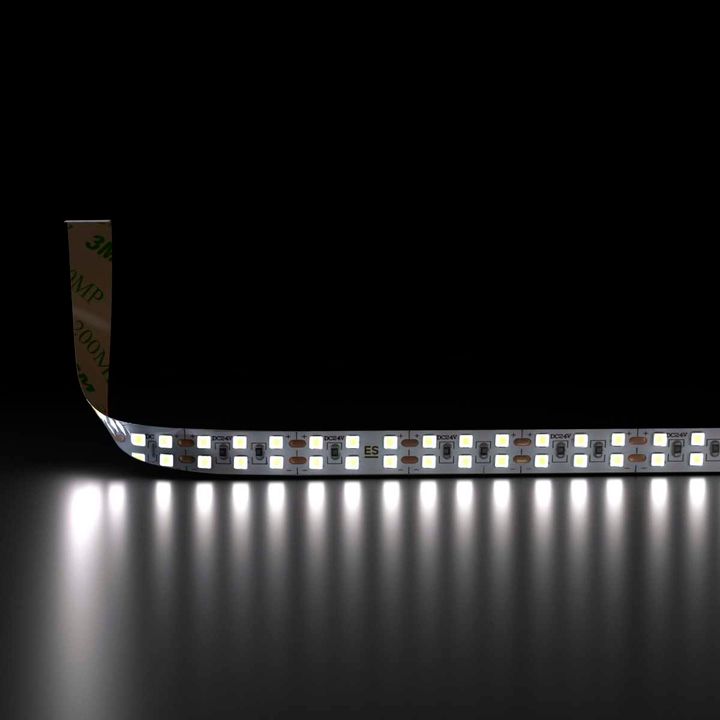 Светодиодная лента Elektrostandard 18W/m 240LED/m холодный белый 5M a061091