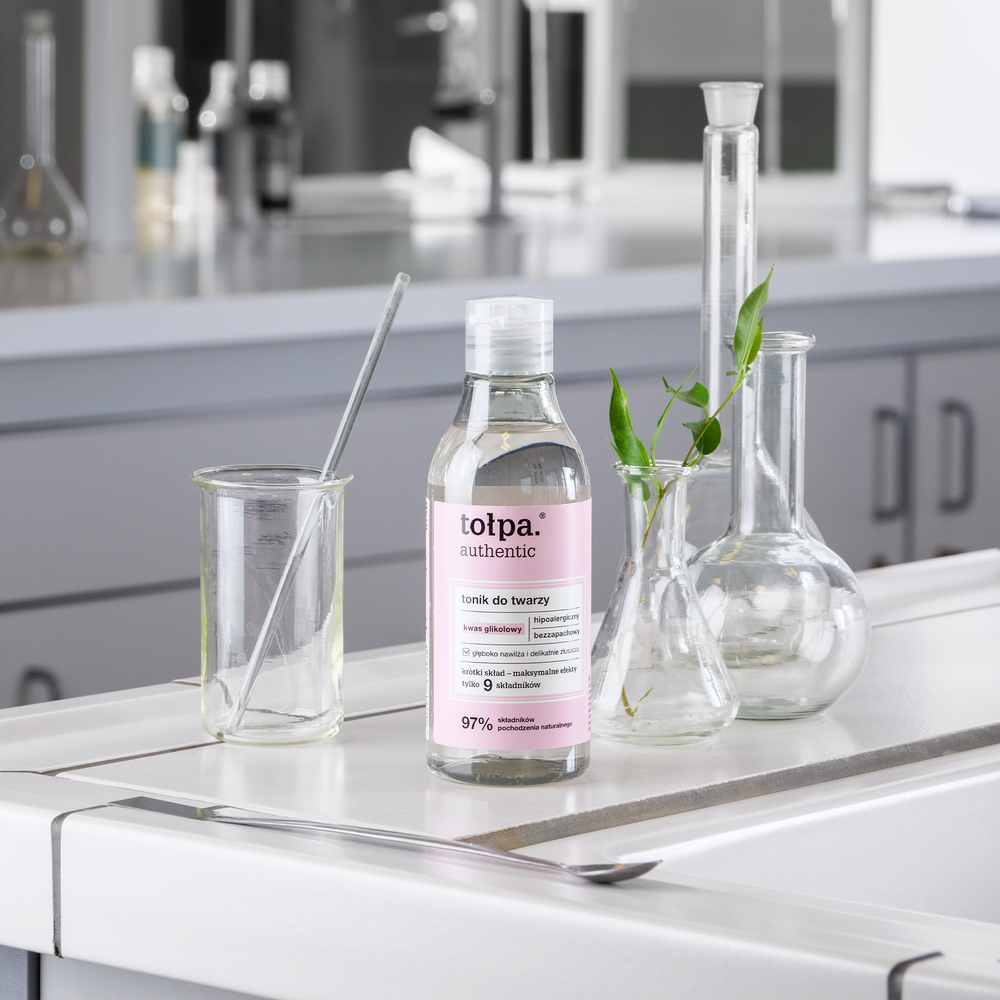 TOLPA AUTHENTIC Тоник для лица с гликолевой кислотой и экстрактом торфа