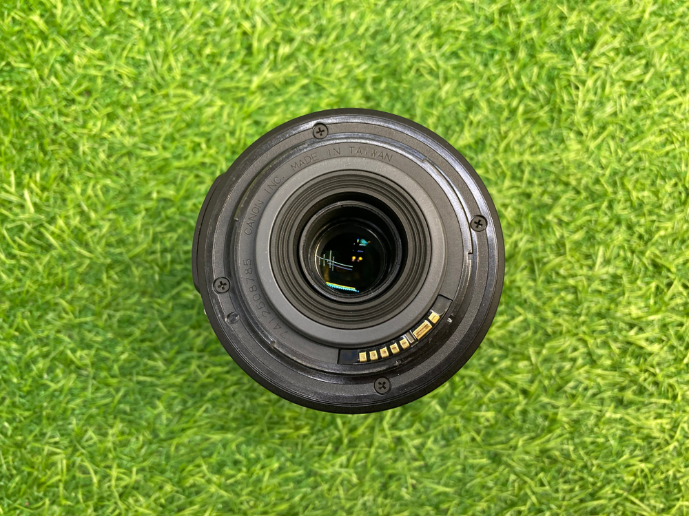 Canon EF-S 55-250mm 4-5.6 IS