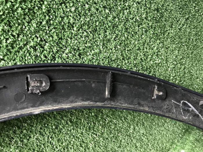 Расширитель задний левый Hongqi HS5 (2023-н.в.)