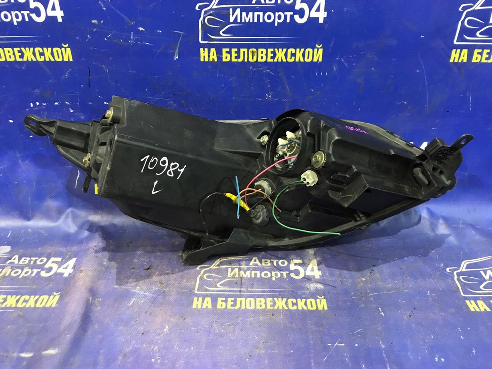 Фара передняя левая MITSUBISHI COLT 2002-2012