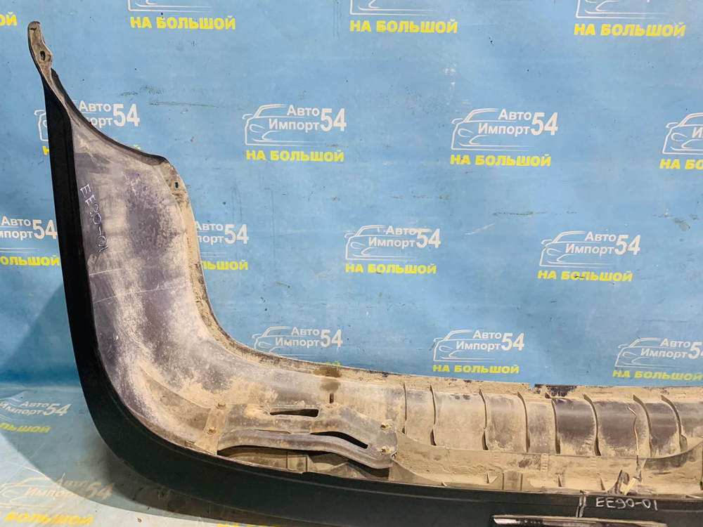 Бампер задний TOYOTA COROLLA 1991