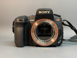 Sony A300 Kit DT 18-70mm 3.5-5.6 Macro